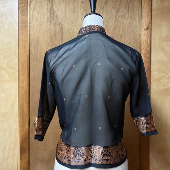 Asian Design Sheer Top - Picture 6 of 11